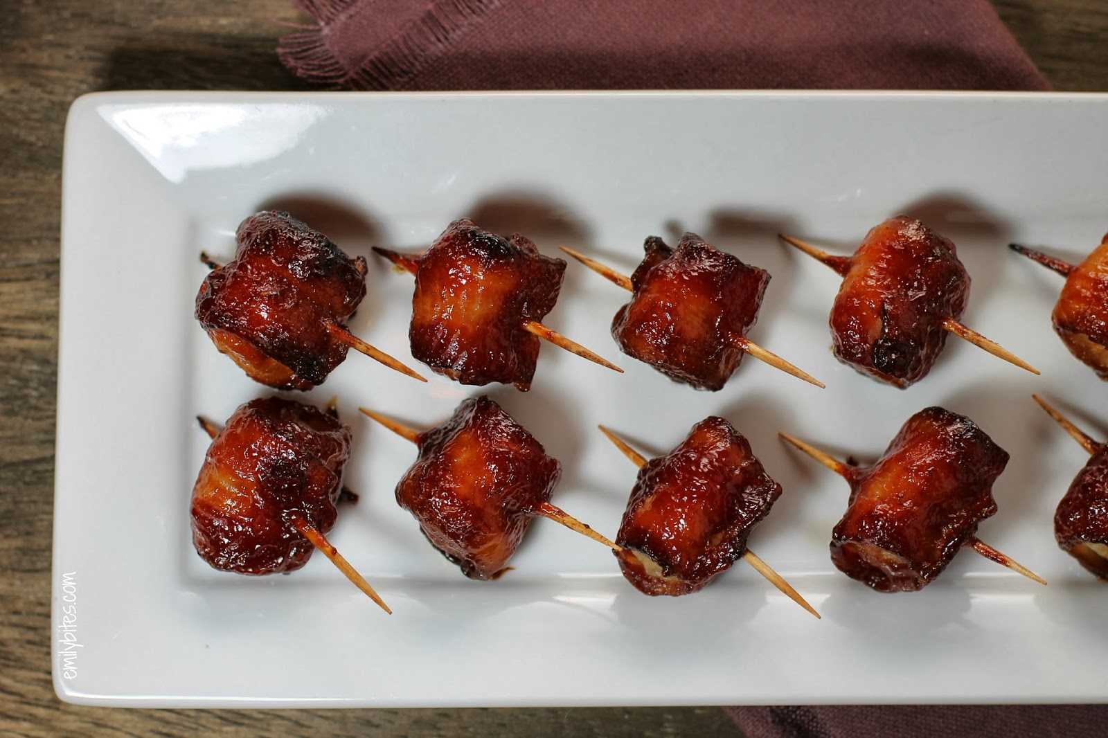 Directions Sep 01, · Bacon Wrapped Water Chestnuts. My mom calls this recipe, Rumaki, but I simply refer to it as Bacon Wrapped Water Chestnuts. Either name works. She used to make this recipe anytime she was hosting a party at our house. I used to bug her to make them “just because” and sometimes she would. I’m not even a fan of water fighprat-down.gqe: American.